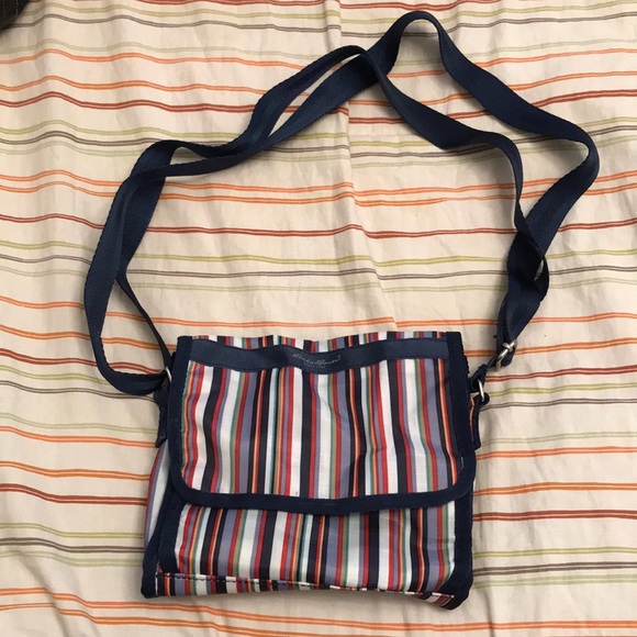 Eddie Bauer cross body purse - Picture 1 of 6